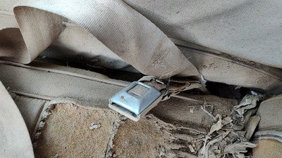 1981 Chevy Malibu Driver Left Front Seat Belt Buckle Receiver Oem Tan 4 Door