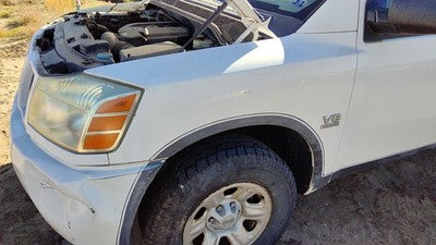 2004 Nissan Titan Driver Left Front Fender Oem Q10 White Hail 631017s031