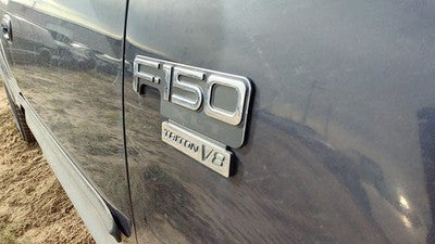 1999 Ford F150 Passenger Right Badgefrom Fender Oem