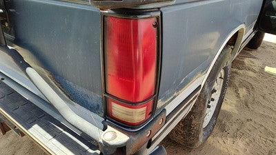 1983-1994 Chevy S10 Blazer Passenger Right Tail Light Brake Lamp Oem Rear