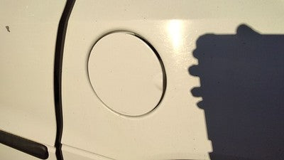 2004-2007 Ford Freestar Fuel Tank Door With Hinge Gas Lid Oem Filler Wt White