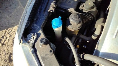 2001-2005 Hyundai Xg350 Windshield Washer Fluid Reservoir With Pump Wiper Tank