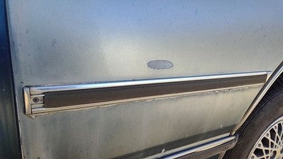 1989 Olds Cutlass Cierra Driver Left Rear Upper Moulding On Quarter Panel Oem