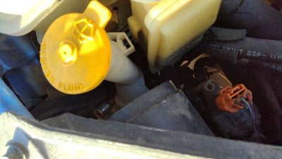 2004-2009 Mazda 3 Windshield Washer Fluid Reservoir With Pump Oem Wiper Tank