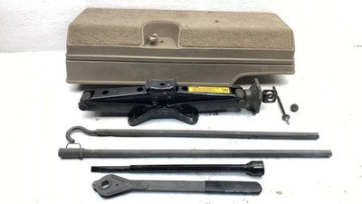 95-00 Chevy Silverado 2500 Complete Jack Tool Set Kit Tray Housing Extended Cab