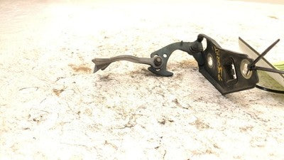 1995 Mercedes E350 Hood Latch Assembly With Bracket Oem