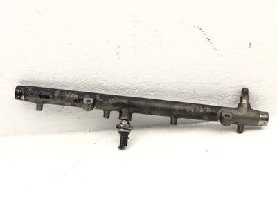 2008-2010 Ford F250 RIGHT PASSENGER SIDE Fuel Rail OEM 6.4L Powerstroke