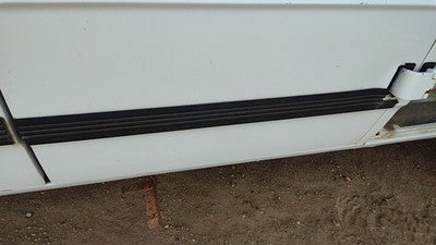 1995 Gmc Van 3500 Passenger Right Rear Moulding From Door Oem Back Trim Strip