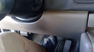 2000-2002 Chevy Tahoe Lower Dash Under Column Knee Bolster Trim Panel Gray 12d