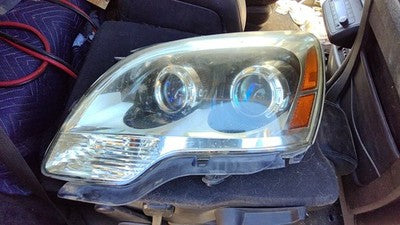 2007-2012 Gmc Acadia Driver Left Head Light Oem Front Lamp 20829932