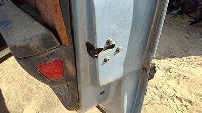 1993 Buick Lesabre Passenger Right Front Door Latch With Rods/Cables Oem