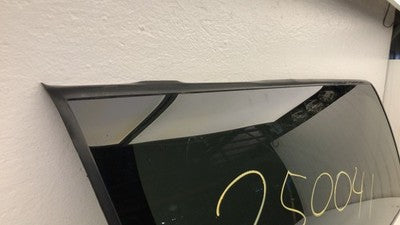 1992-99 Chevy Suburban Driver Left Rear Quarter Glass Back Side Window Oem