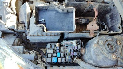 2010 Mazda 3 Engine Fuse Box Oem Power Panel 2.0l