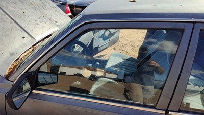 1983-1986 Toyota Camry Driver Left Front Side Window Door Glass Oem 6811232030