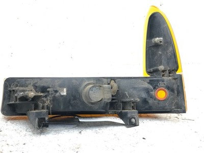 2001 F350 Super Duty Passenger Right Front Turn Signal Light Lamp Fender Mounted
