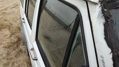 1984-1996 Jeep Cherokee Passenger Right Front Side Window Door Glass Oem
