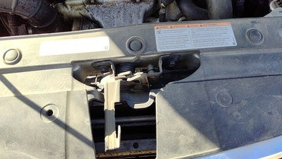 2011-2016 Chevy Cruze Hood Latch Assembly With Bracket Oem 95947422