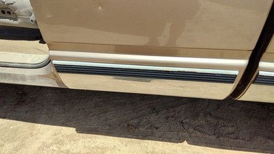 1997 Silverado 2500 Driver Left Rear Moulding On Cab Panel Oem