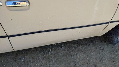 1984 Ford Tempo Passenger Right Front Moulding From Door Oem Trim Strip
