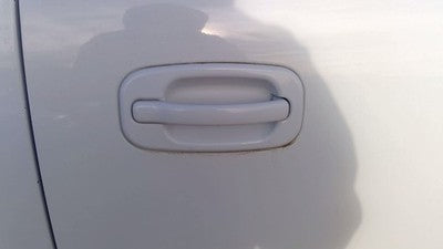2000-2006 Chevy Suburban Passenger Right Rear Outside Door Handle Back White 50U