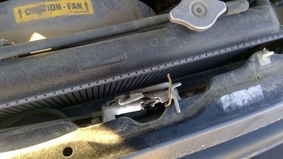 1996 1997 1998 Geo Tracker Hood Latch Assembly With Bracket Oem