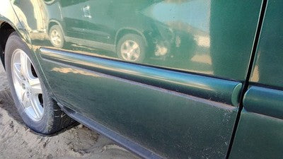 00-07 Taurus Passenger Right Rear Moulding From Door Back Trim Su Tropic Green