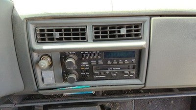 1986-1994 Chevy S10 Blazer Trim Bezel Around Radio Surround Dash Panel Oem Black