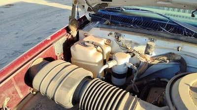 1992-2000 Gmc Sierra 2500 Coolant Reservoir Radiator Overflow Tank Bottle Oem
