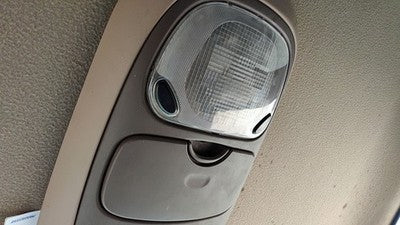 1998 Lincoln Navigator Center Overhead Console Dome Light Map Lamp Cubby Tan Kx
