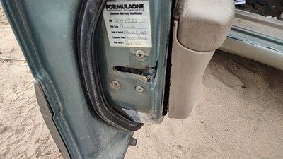 2000-04 Legacy Outback Driver Left Front Door Latch With Rods/Cables Oem