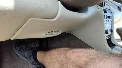 1998-00 Cadillac Seville Lower Dash Under Column Knee Bolster Trim Panel Tan 503