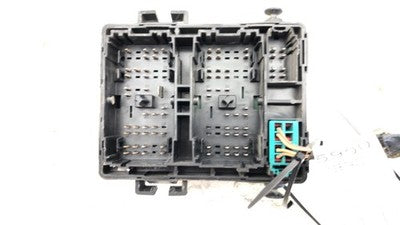 2012-2007-2014 Gmc Sierra 1500 Cabin Fuse Relay Box 15939775 Oem Behind Dash