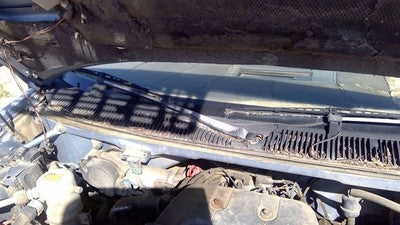 1991 Chevy Caprice Windshield Wiper Cowl Vent Trim Panel Oem Grille