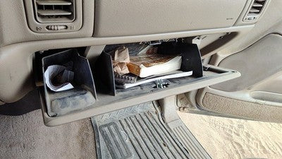 01-06 Silverado 2500 Glove Box Assembly Complete Door With Latch Oem Tan 52D