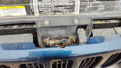 2002-2004 Jeep Liberty Hood Latch Assembly With Bracket Oem 55176756Ad
