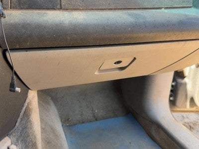 2004-2006 Cadillac Srx Glove Box Assembly Complete Door With Latch Oem Gray 132