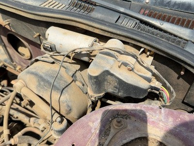 1985-1986 Buick Park Ave Windshield Wiper Motor Oem 88961293
