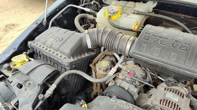 02-03 Jeep Liberty Complete Air Intake Cleaner Filter Box Housing With Tube 3.7L
