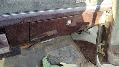 1983 Gmc Sierra C3500 Glove Box Assembly Complete Door With Latch Oem Red