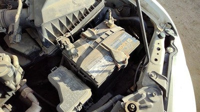 2000-2006 Nissan Sentra Complete Battery Box Mount Tray With Hold Down Oem 1.8L