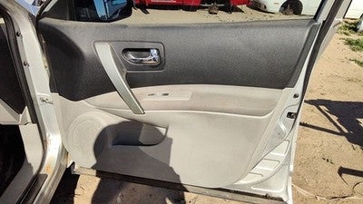 08-15 Rogue Passenger Right Front Inside Door Trim Panel With Switches Gray K