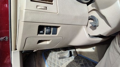 2005-2006 Nissan Altima Lower Dash Under Column Knee Bolster Trim Panel Blond C
