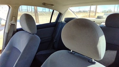2007-2009 Nissan Sentra Pair Of Front Headrests Oem Left Right Set Seat