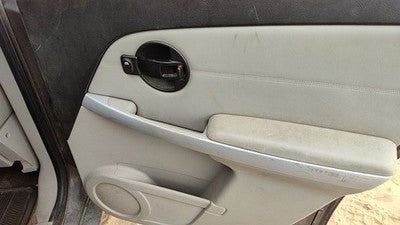 05-07 Equinox Passenger Right Rear Door Trim Panel With Switches Back Gray 142
