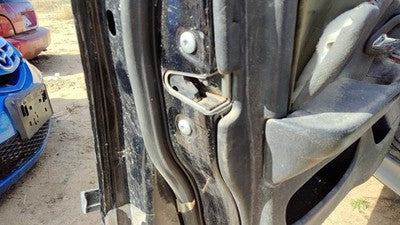 1997-2002 Bmw 540I Driver Left Front Door Latch With Rods/Cables Oem 51218125665