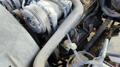1999 Chevy Suburban Power Steering Pump With Mount Bracket Oem 5.7L