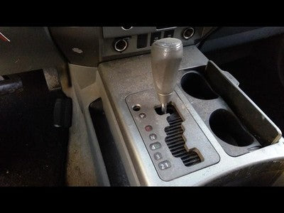2005 Nissan Armada Transmission Shift Assembly Automatic Floor Shifter Oem Lever
