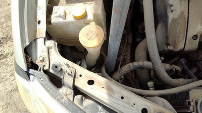 95-03 Nissan Maxima Windshield Washer Fluid Reservoir With Pump Oem Wiper Tank