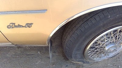 1985 Olds 88 Passenger Right Front Fender Moulding Oem Chrome Trim