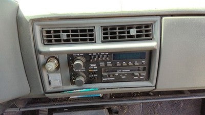 1986-1994 Chevy S10 Blazer Trim Bezel Around Radio Surround Dash Panel Oem Black